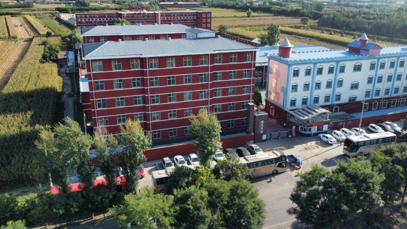 山西晉中星光學校太陽能 + 空氣能耦合采暖及熱水項目